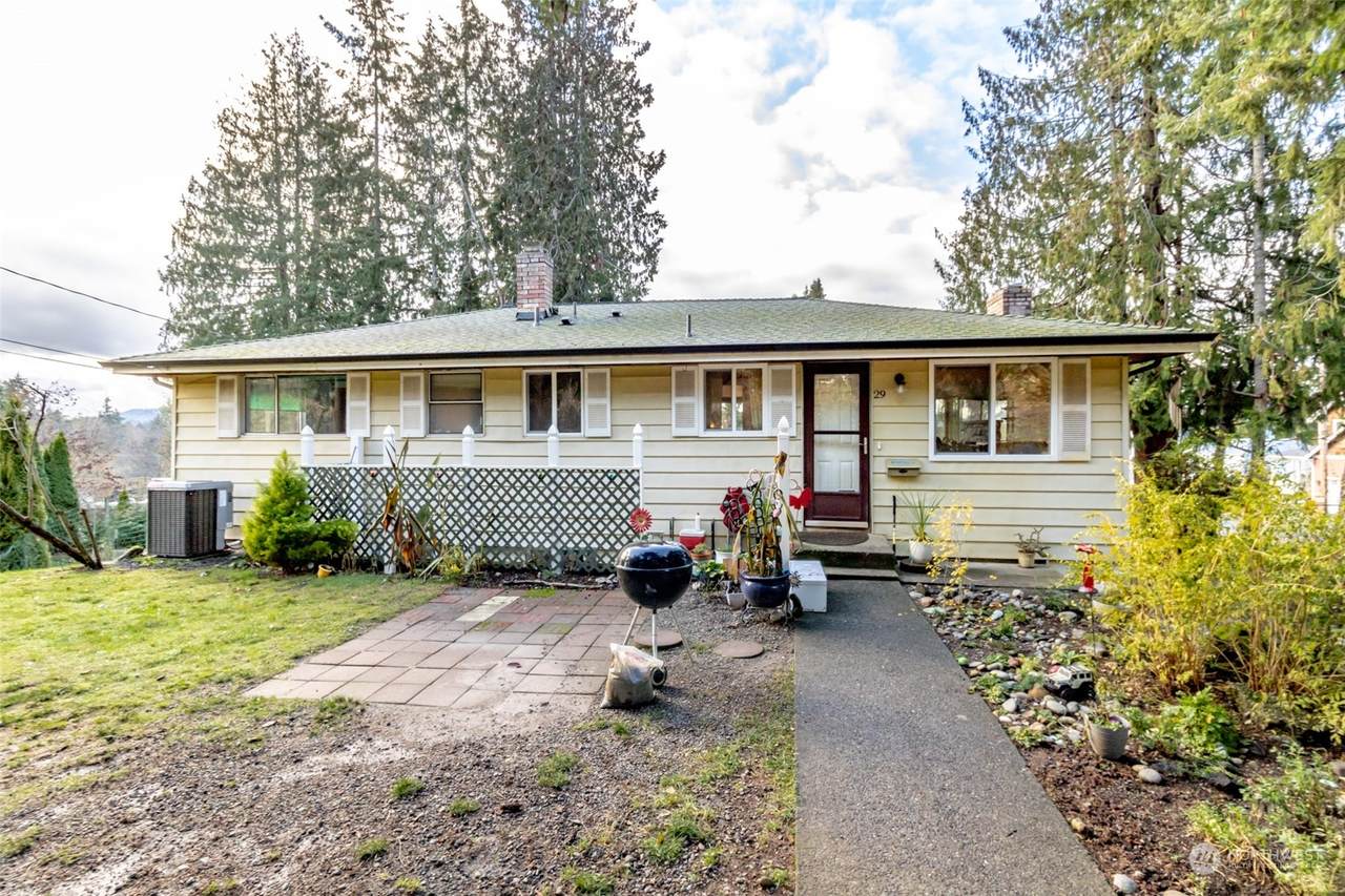 29 Tracy Avenue - Photo 1