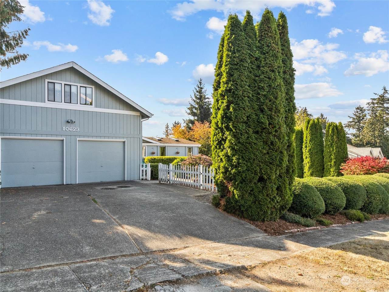 10623 187th Street - Photo 1