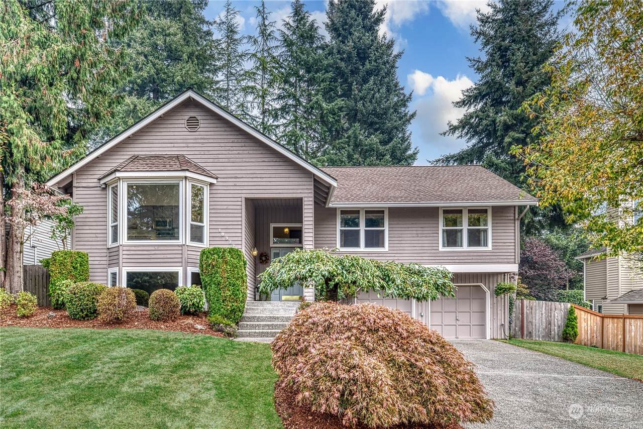 18322 149th Avenue - Photo 1
