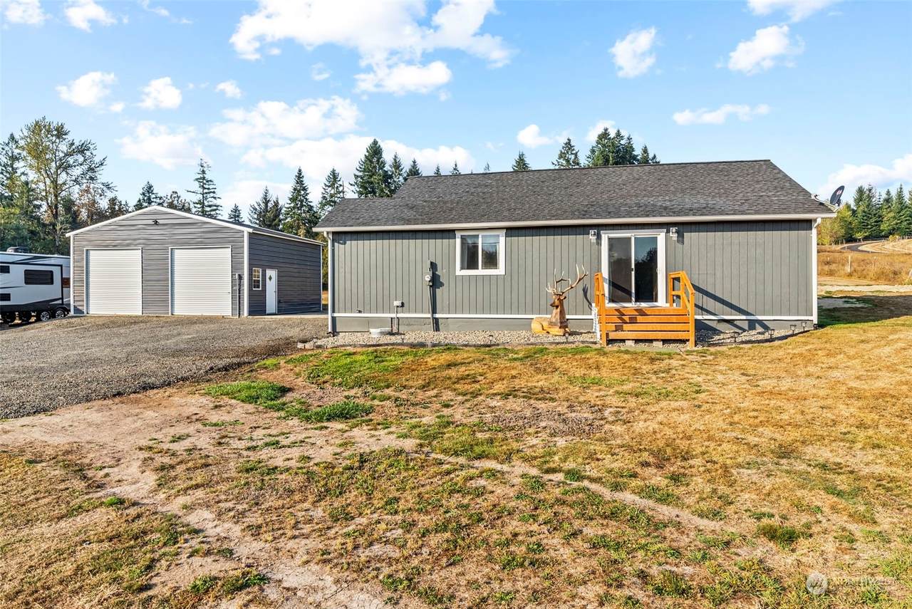 437 Sightly - Photo 1
