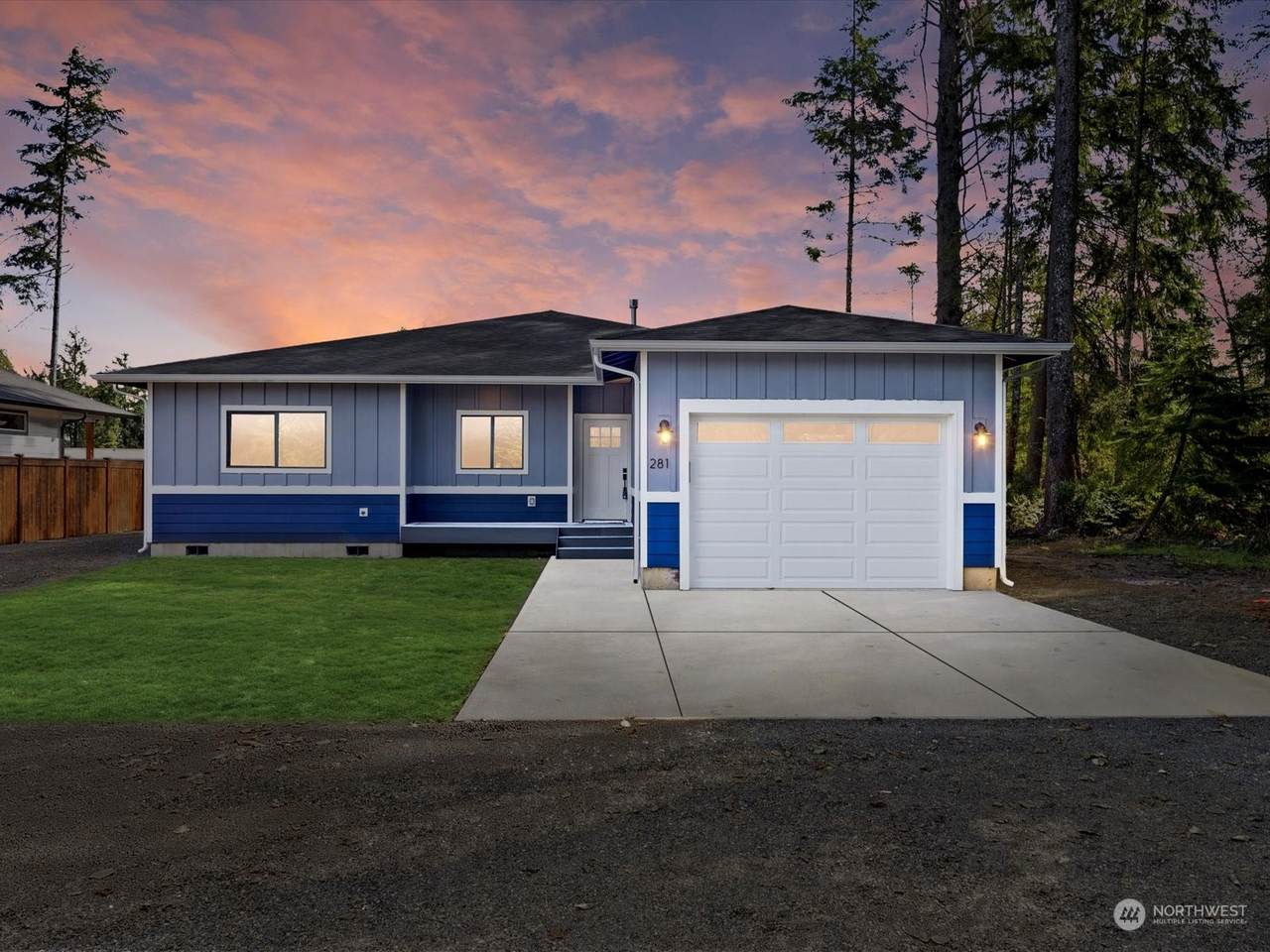 281 Pearsall Street - Photo 1
