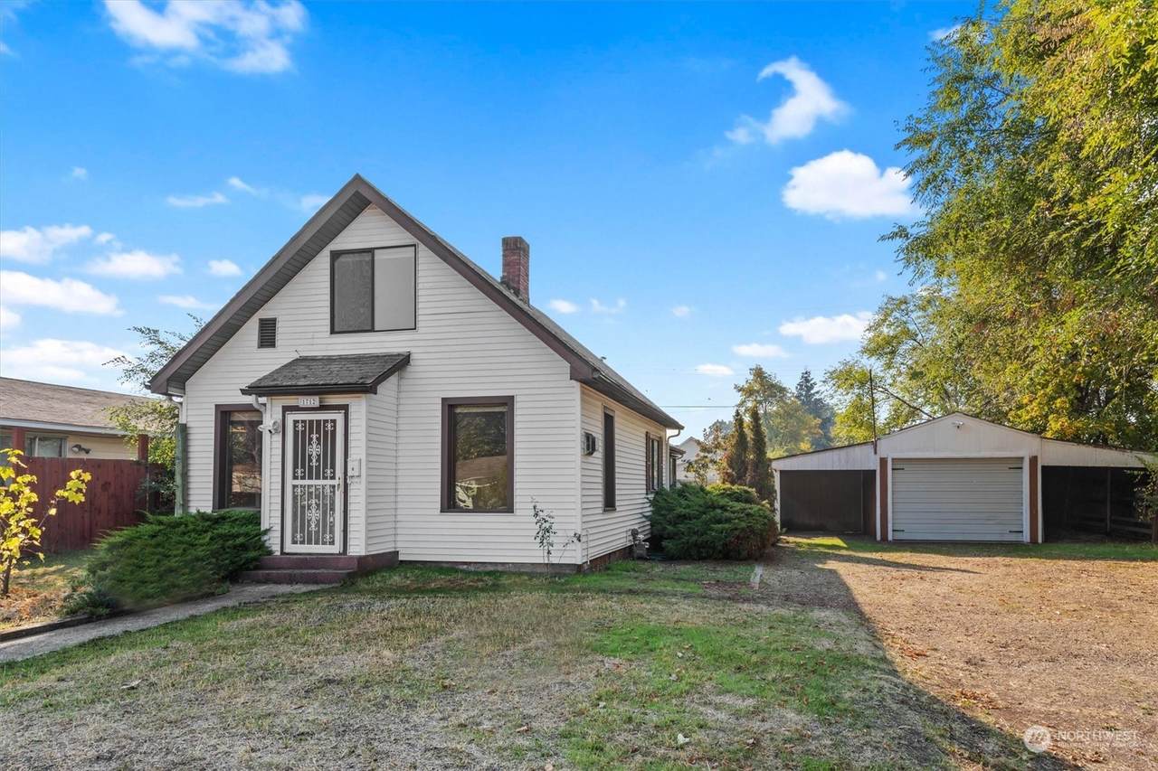 1712 Olympic Avenue - Photo 1