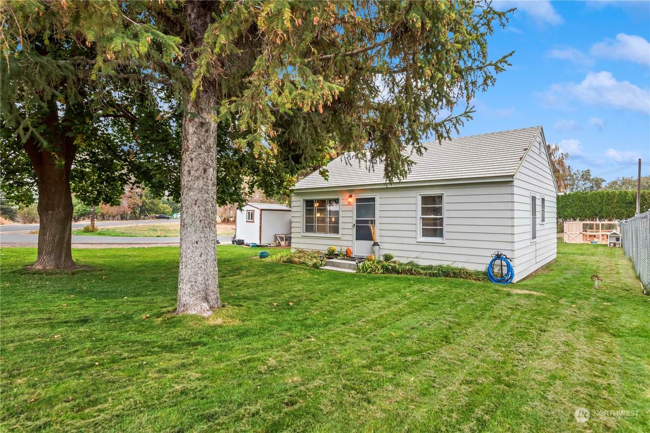 237 Morrow Street - Photo 1