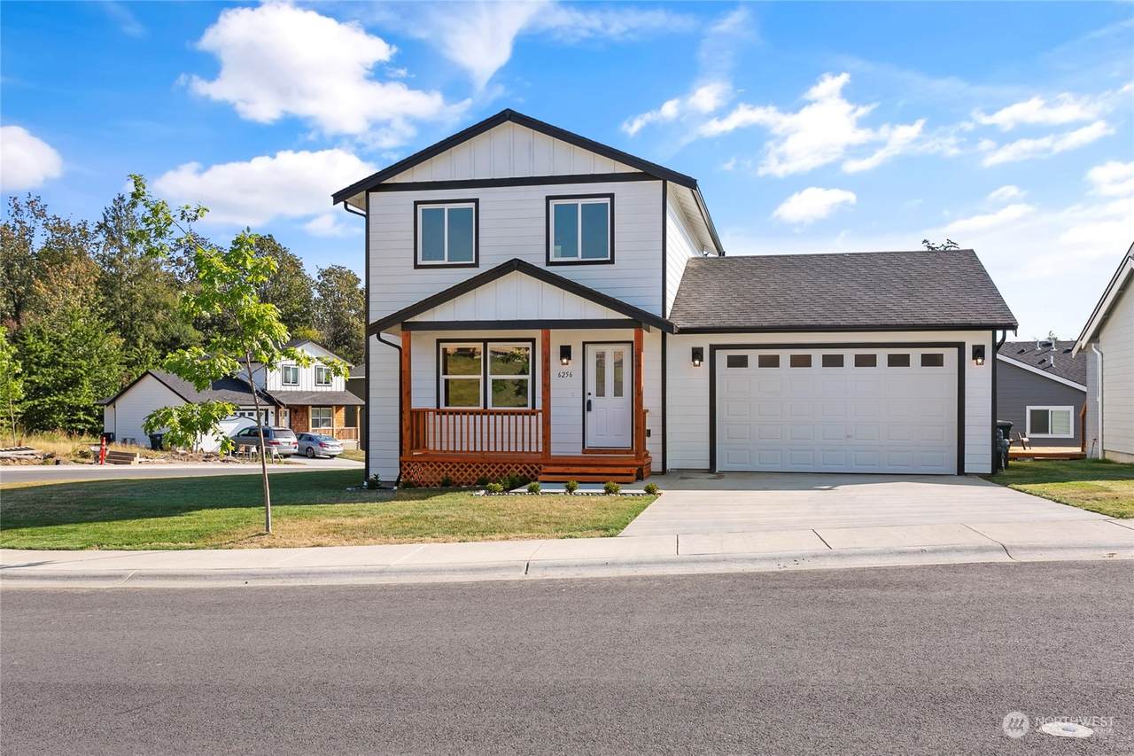 6256 Quince Avenue - Photo 1