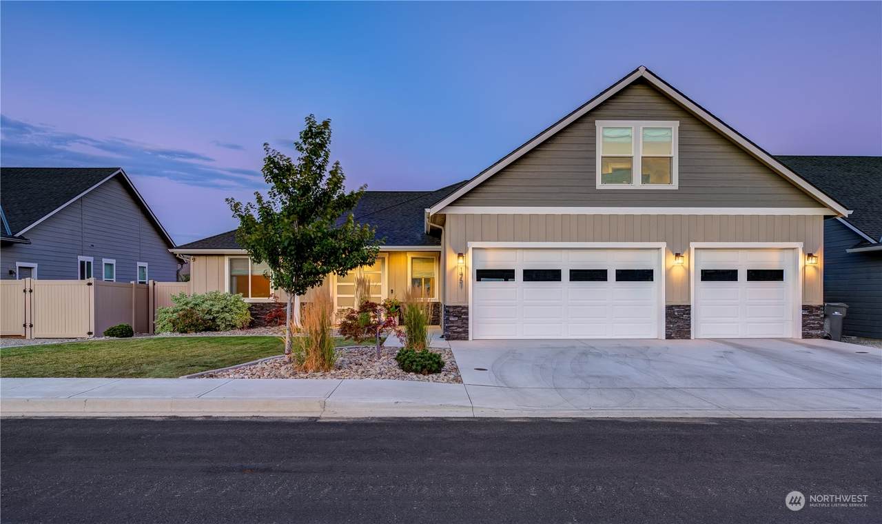 1751 Brambling Brae Lane - Photo 1