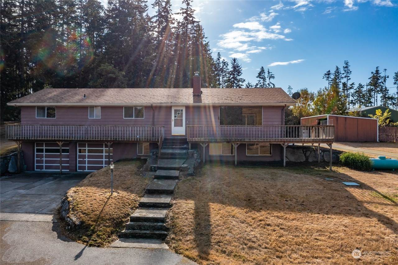 739 Banta Road - Photo 1
