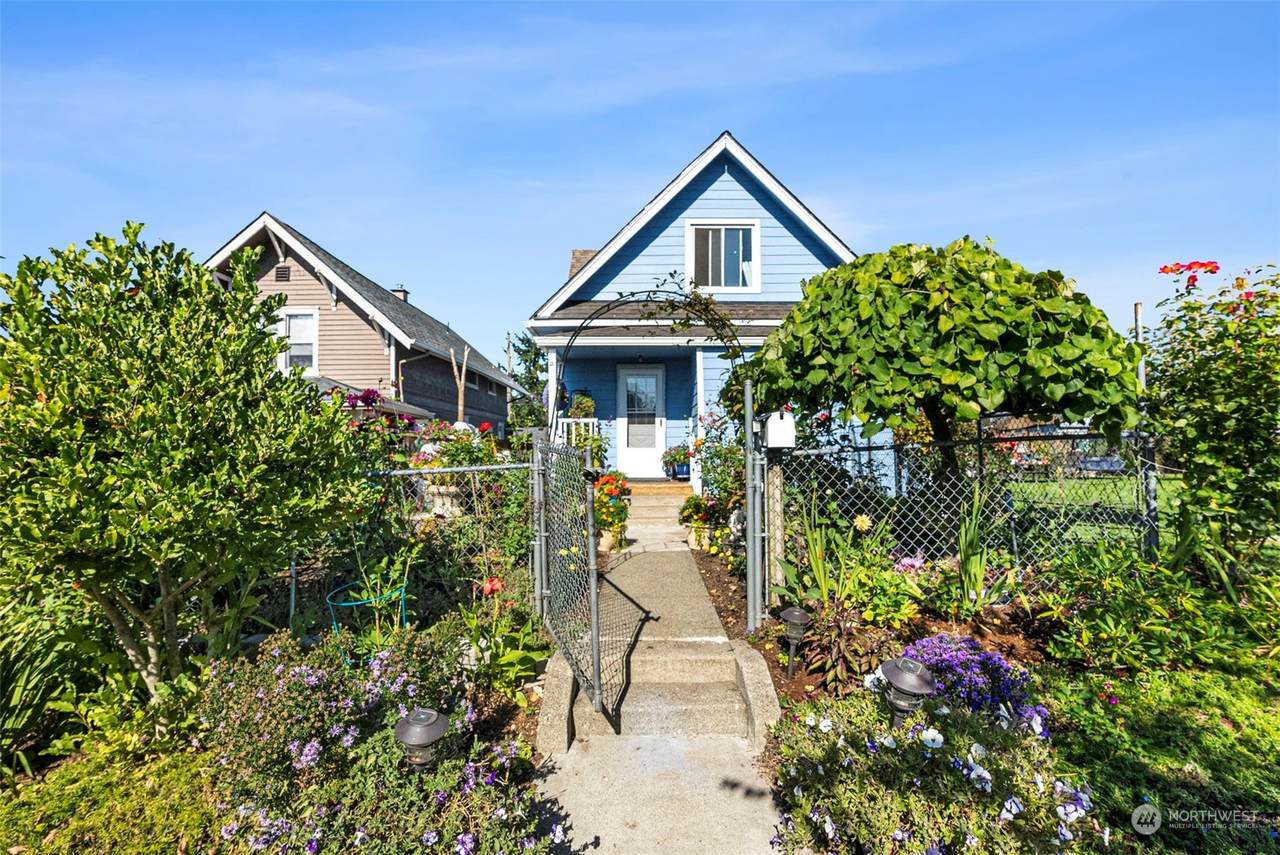 705 53rd Street - Photo 1