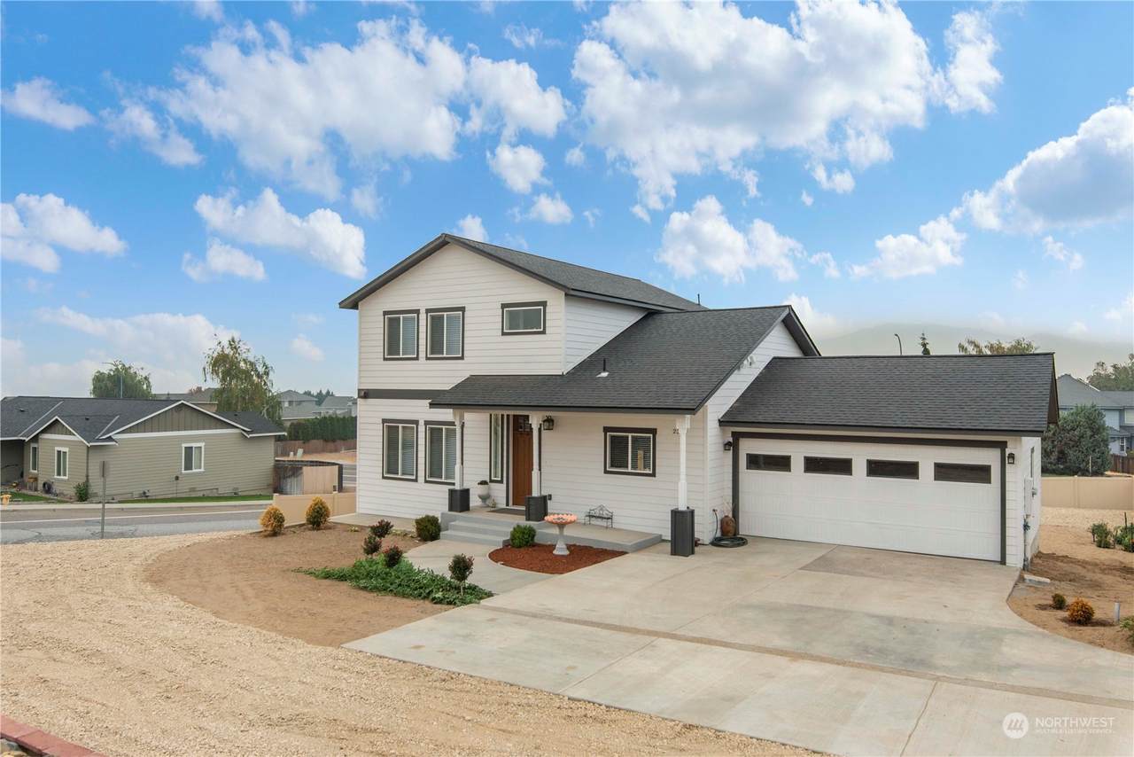 2370 Bentley Court - Photo 1