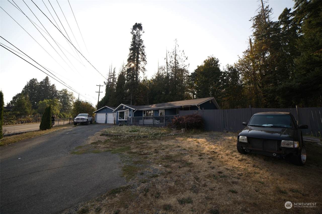 1305 Marine Drive - Photo 1