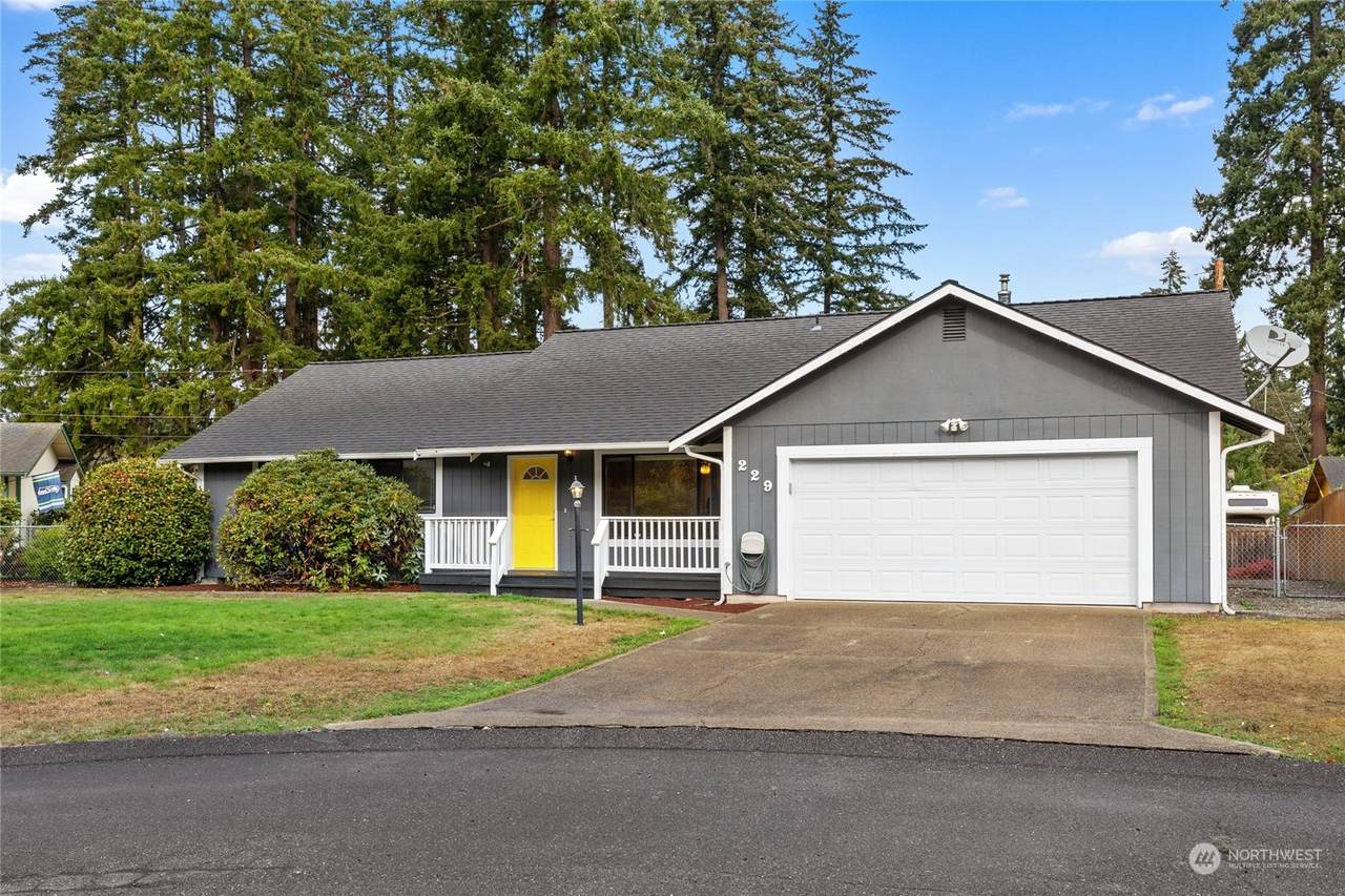 229 145th Street Ct - Photo 1