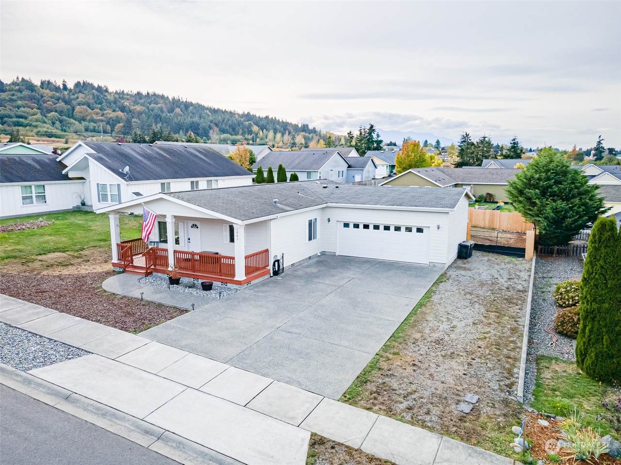 1061 Elk Loop - Photo 1