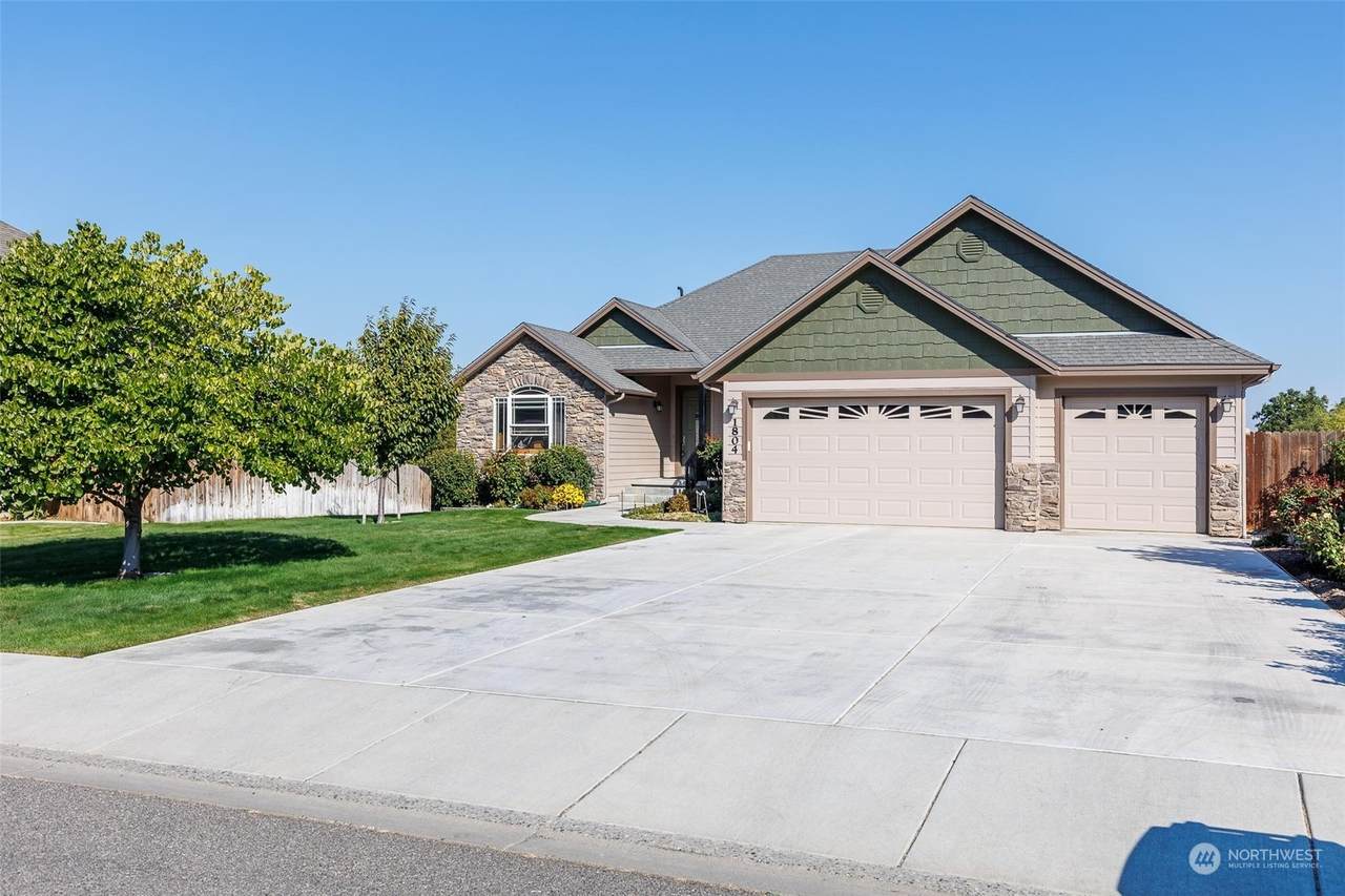 1804 51st Avenue - Photo 1