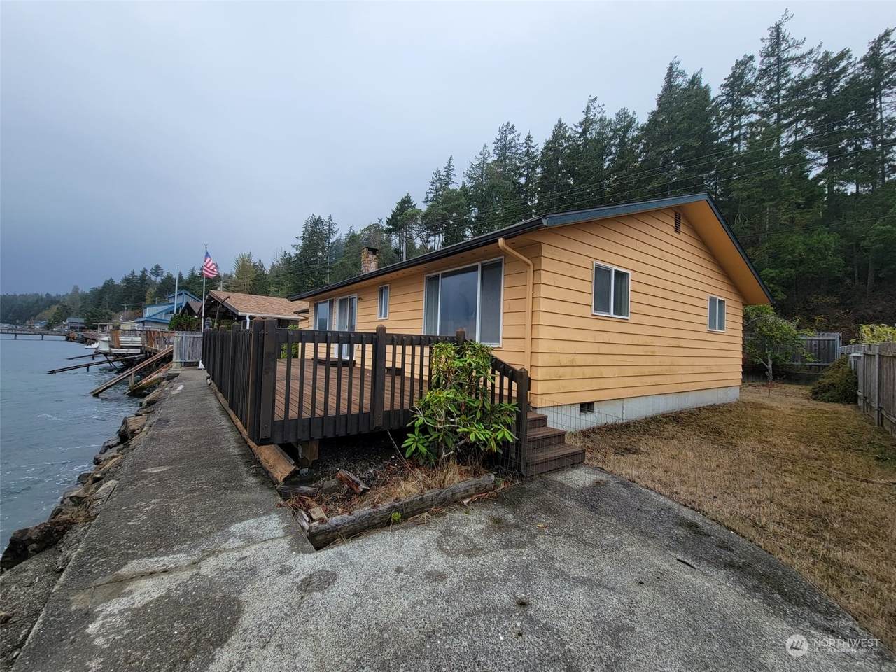 26060 Us Hwy 101 - Photo 1
