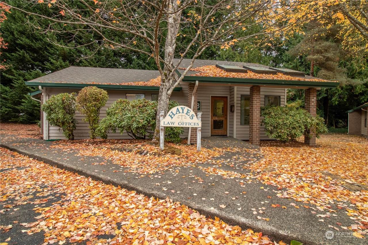 1700 Cooper Point Road - Photo 1