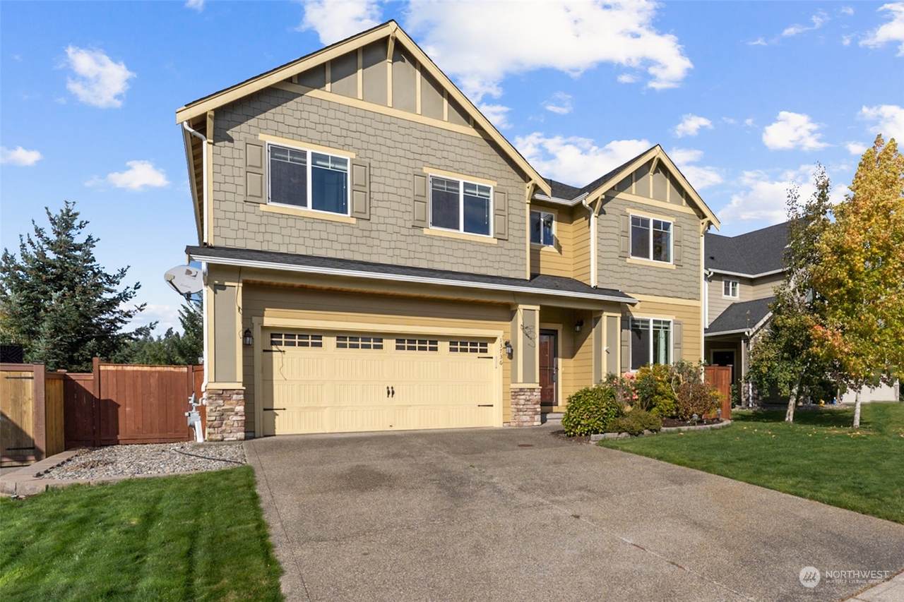 13736 74th Avenue Ct - Photo 1