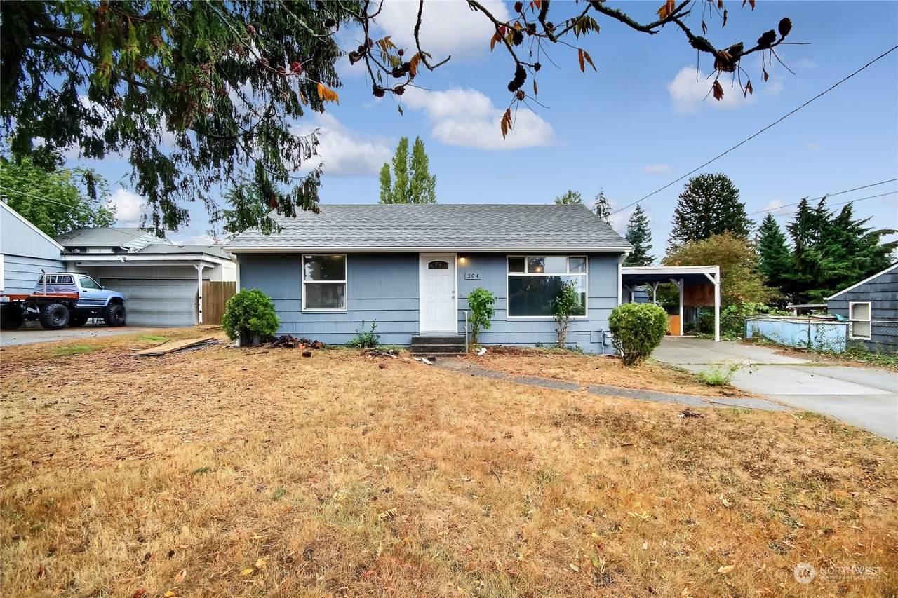 304 122nd Street - Photo 1