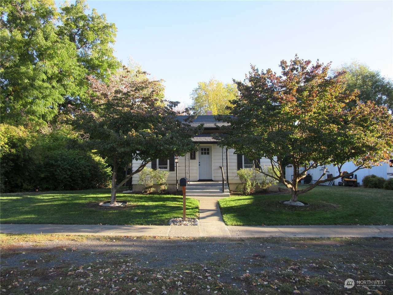 222 Richmond Avenue - Photo 1