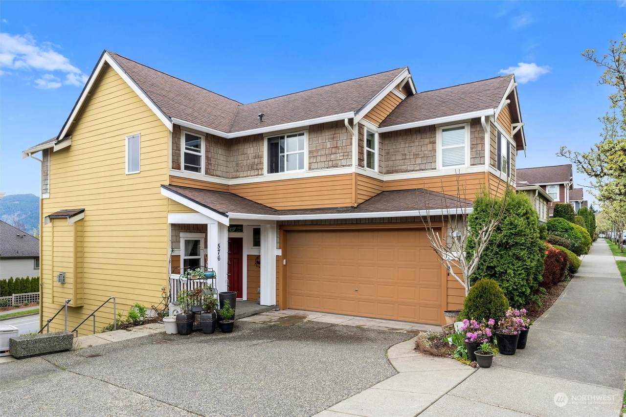 576 Lingering Pine Drive - Photo 1