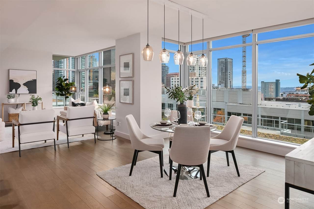 583 Battery Street - Photo 1