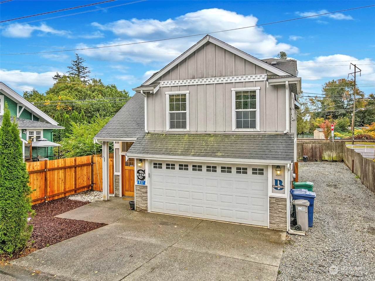 937 Magnolia Avenue - Photo 1