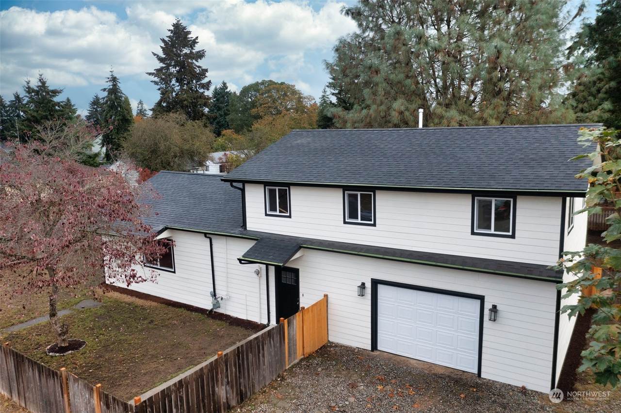 11705 12th Avenue - Photo 1