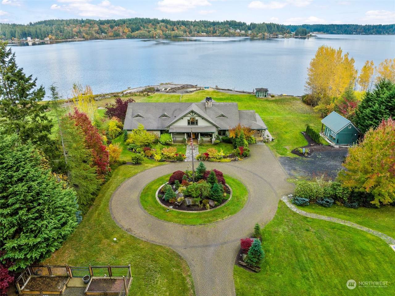 6920 Grapeview Loop Road - Photo 1