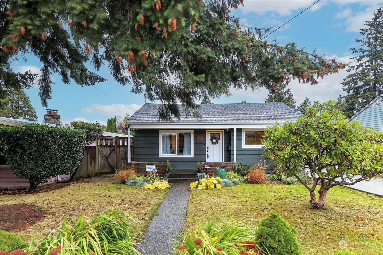 8627 11th Avenue - Photo 1