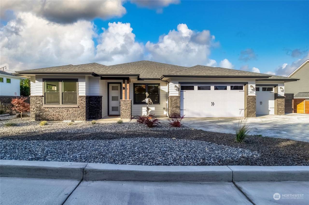 2654 Molten Court - Photo 1