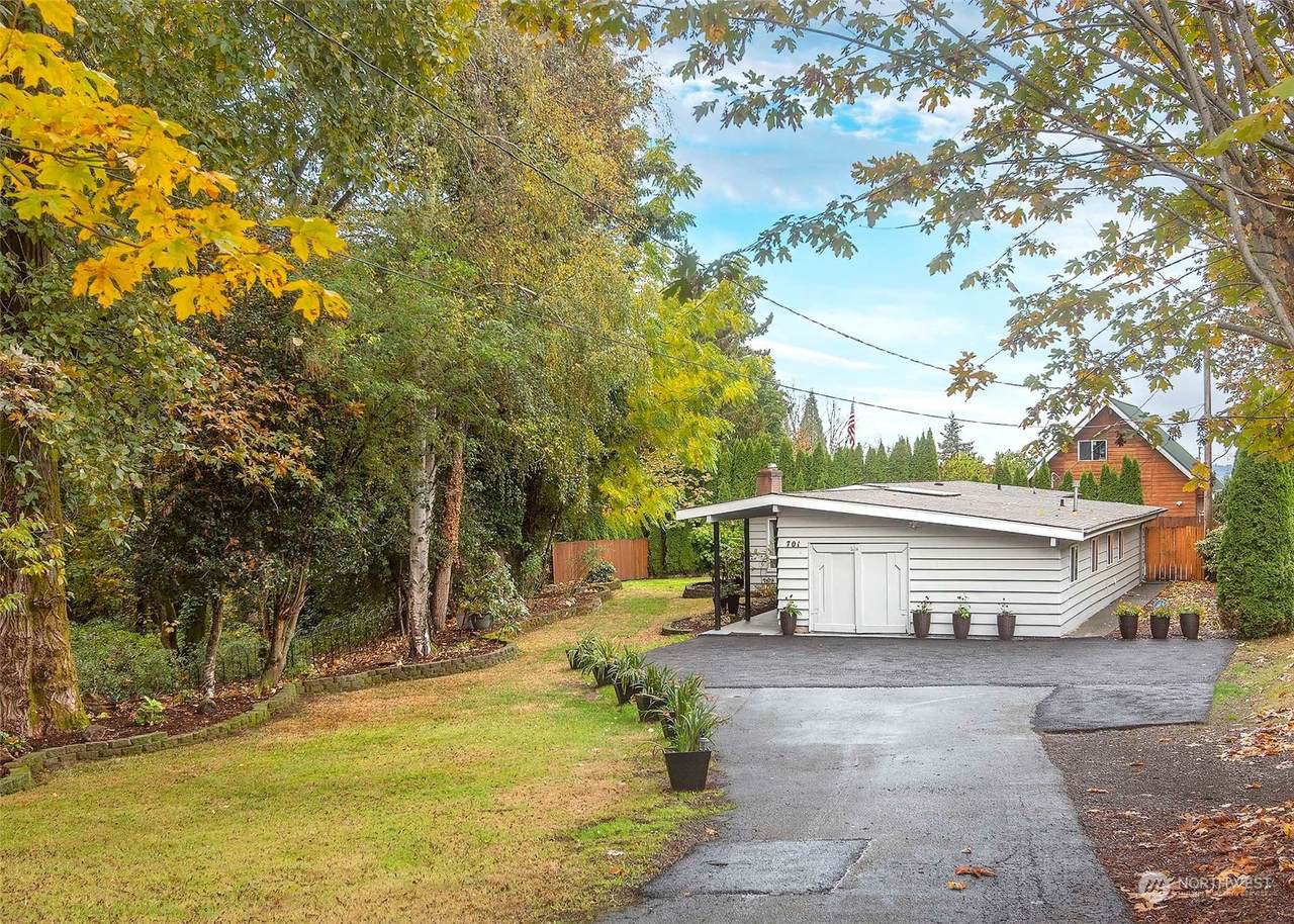 701 Guiberson Street - Photo 1