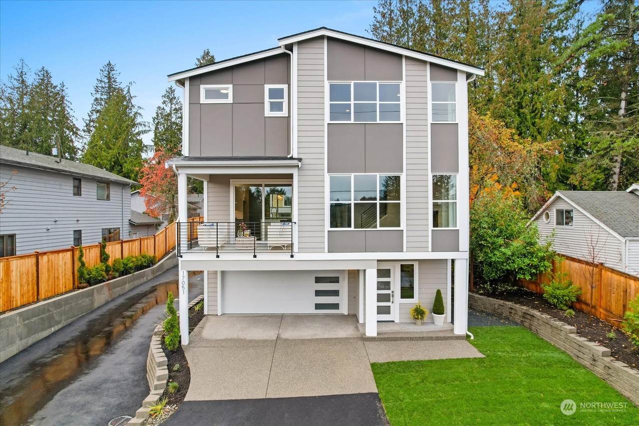17051 8th Avenue - Photo 1