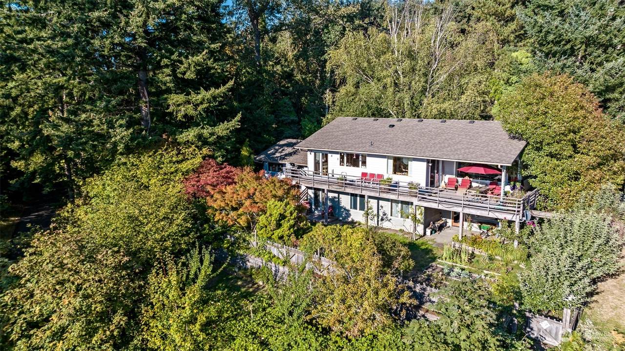 1396 Chuckanut Drive - Photo 1