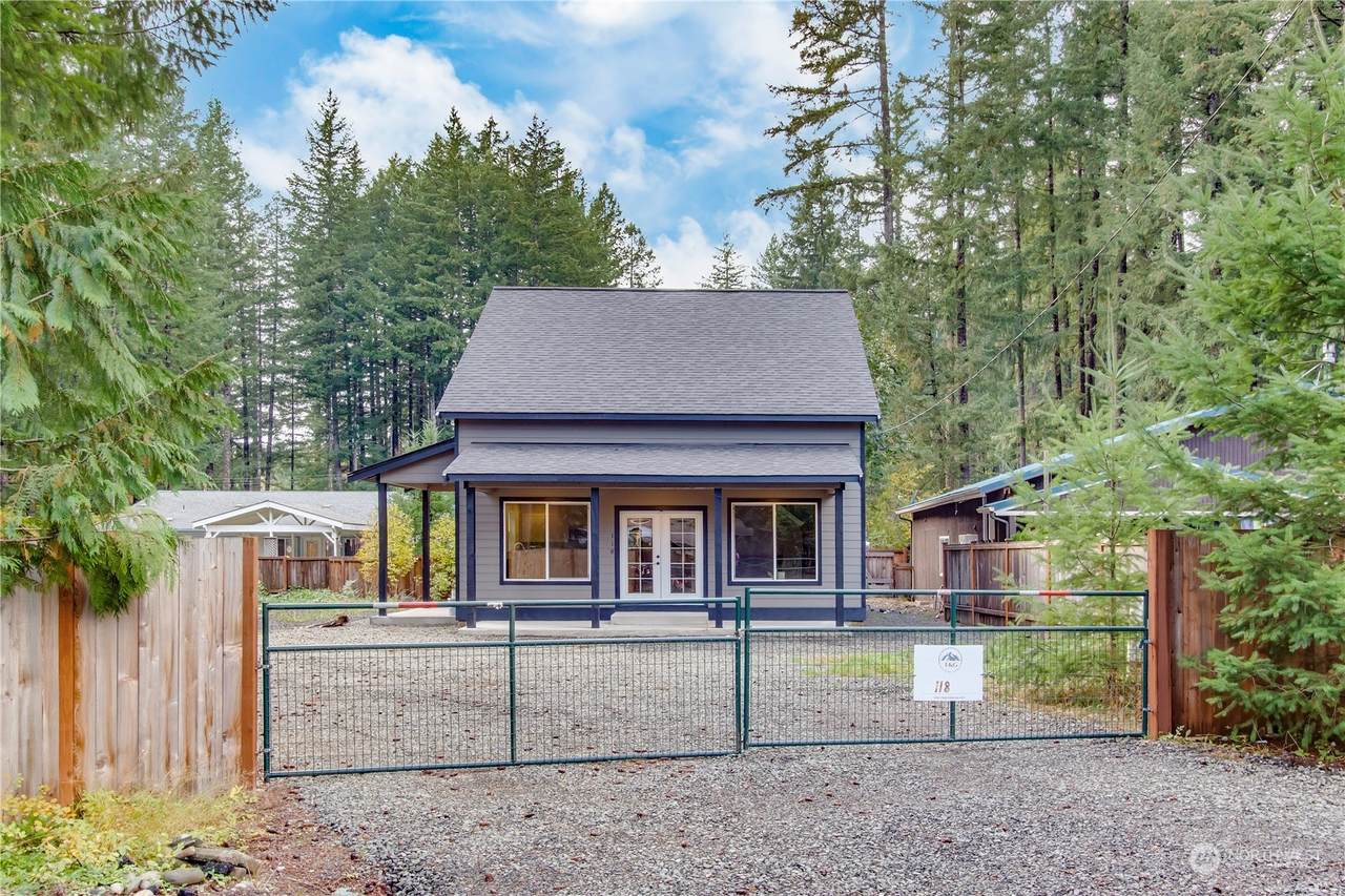 118 Sherwood Court - Photo 1