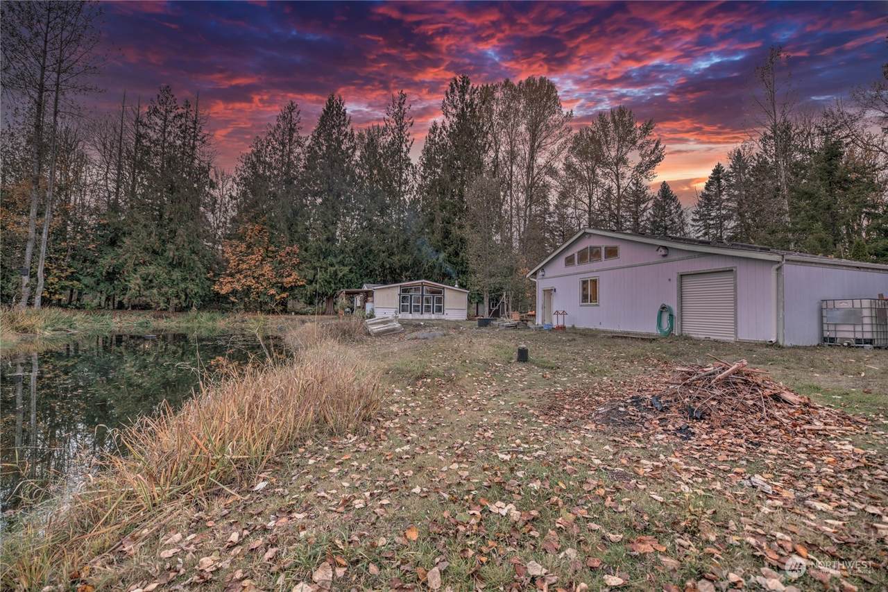 12722 278th Street - Photo 1