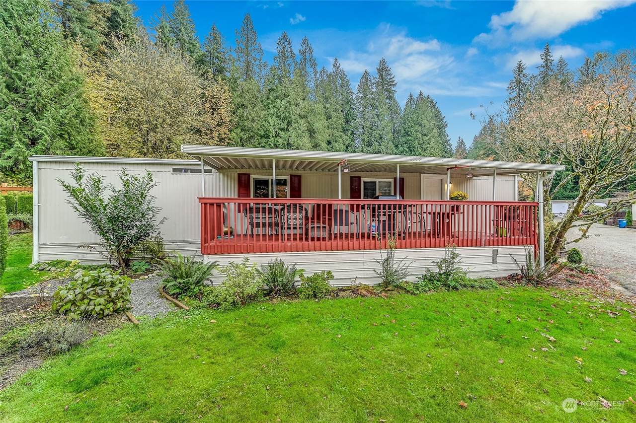 9516 315th Avenue - Photo 1