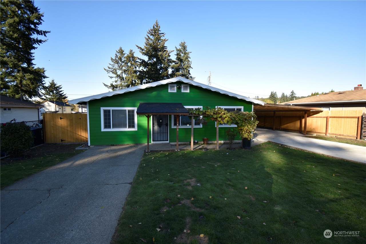 1625 61st Street - Photo 1