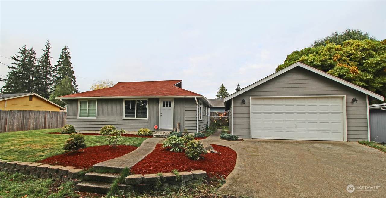 2622 Dodge Street - Photo 1