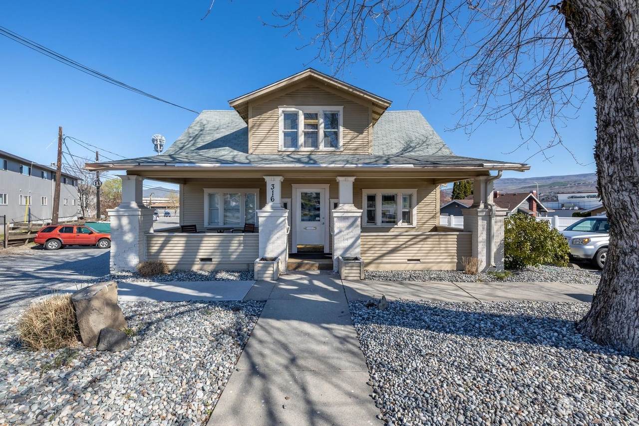 316 5th Street - Photo 1