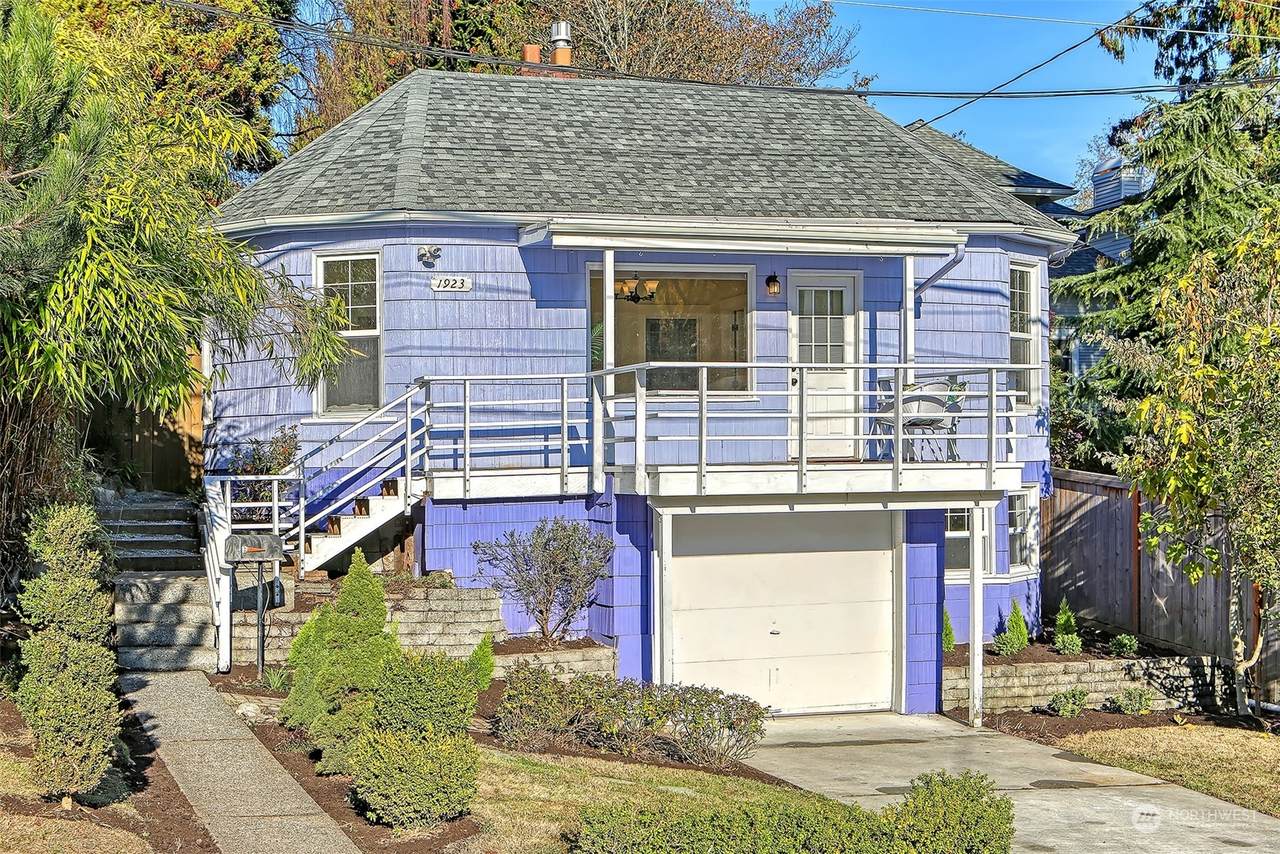 1923 Ferry Avenue - Photo 1