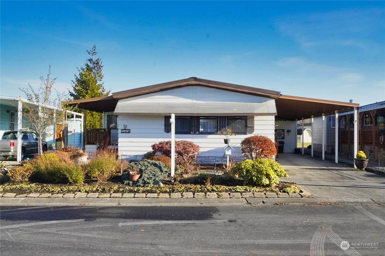 2725 Fir Street - Photo 1