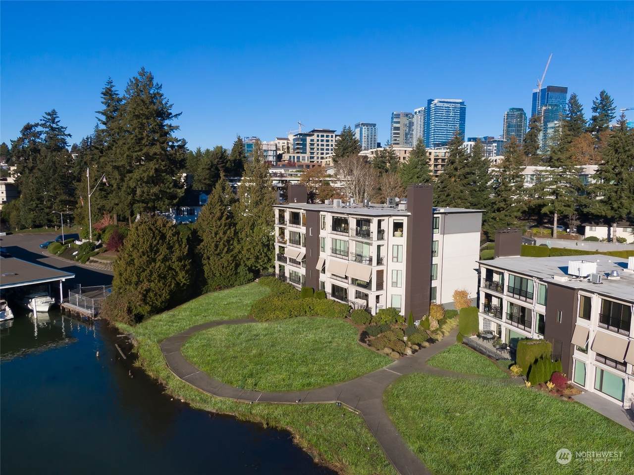 101 101st Avenue - Photo 1