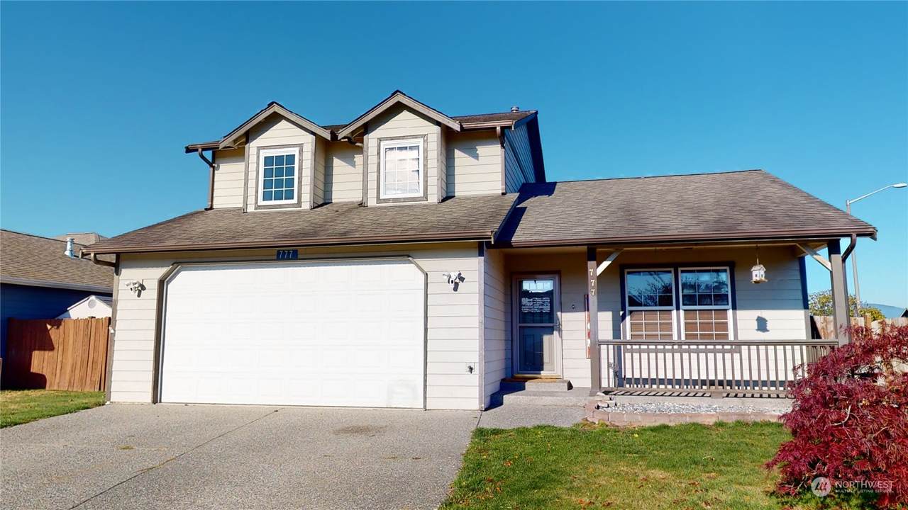 777 Southview Drive - Photo 1