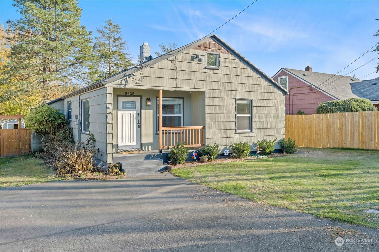 8435 Tacoma Avenue - Photo 1