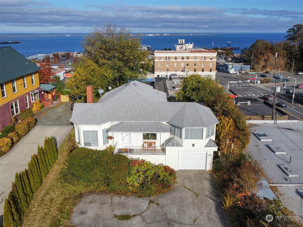 131 2nd Street - Photo 1
