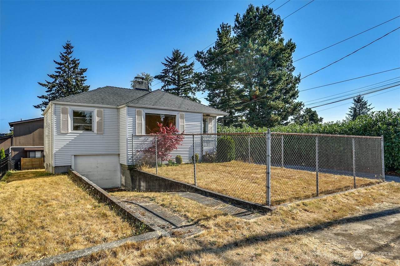 9502 12th Avenue - Photo 1