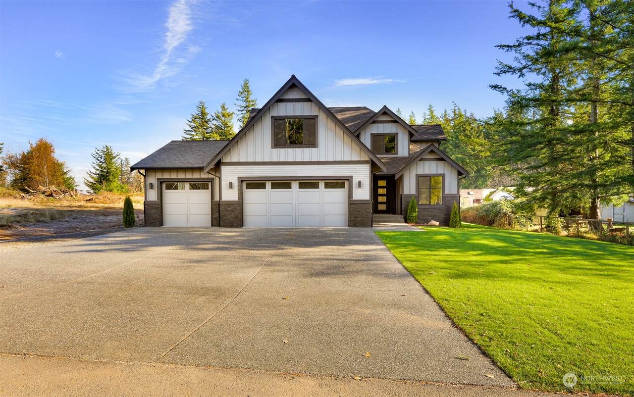6852 La Bello Drive - Photo 1