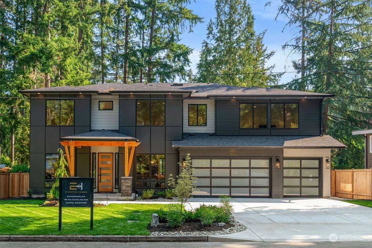 1822 152nd Avenue - Photo 1