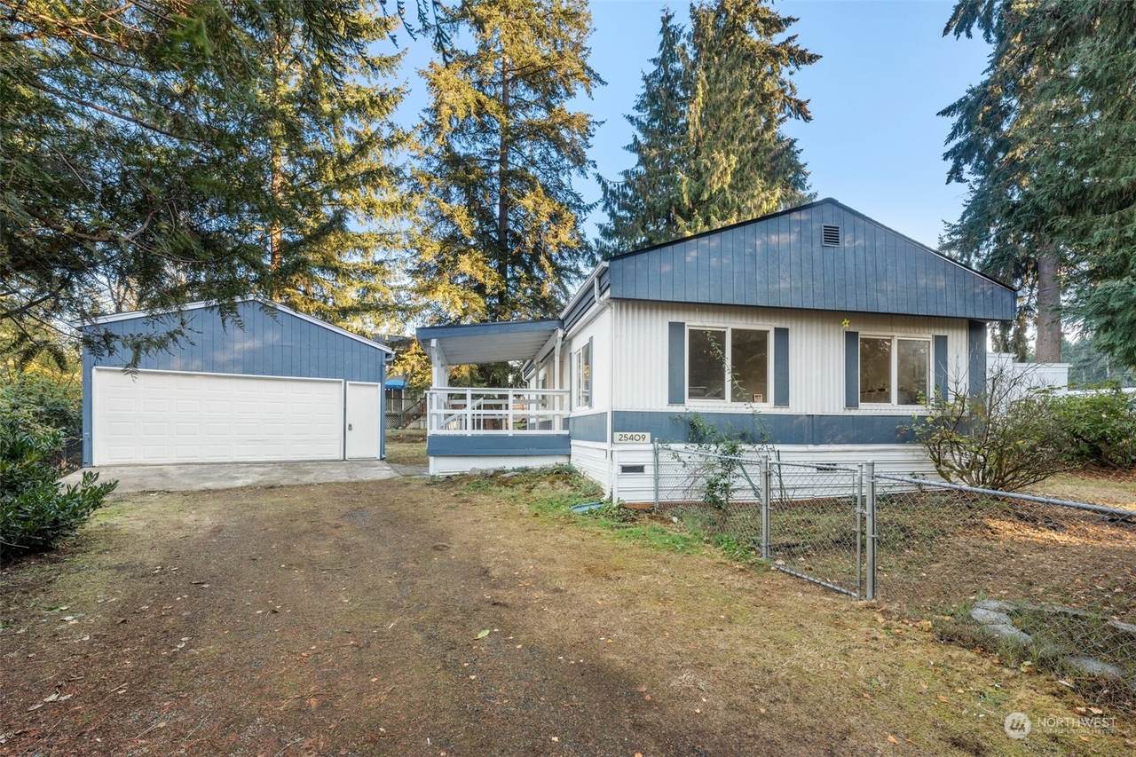 25409 33rd Avenue - Photo 1