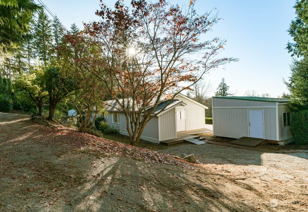 20409 Curran Place - Photo 1