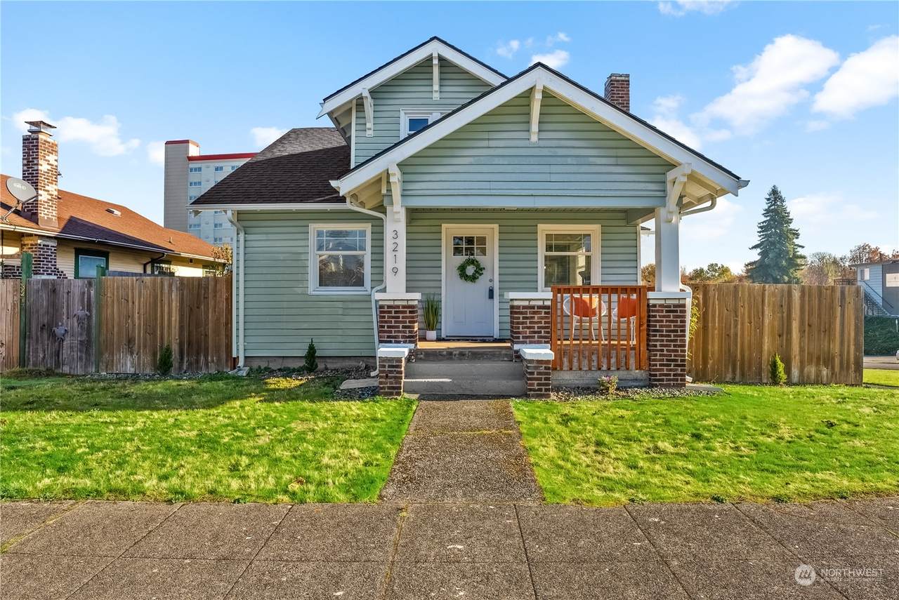 3219 C Street - Photo 1