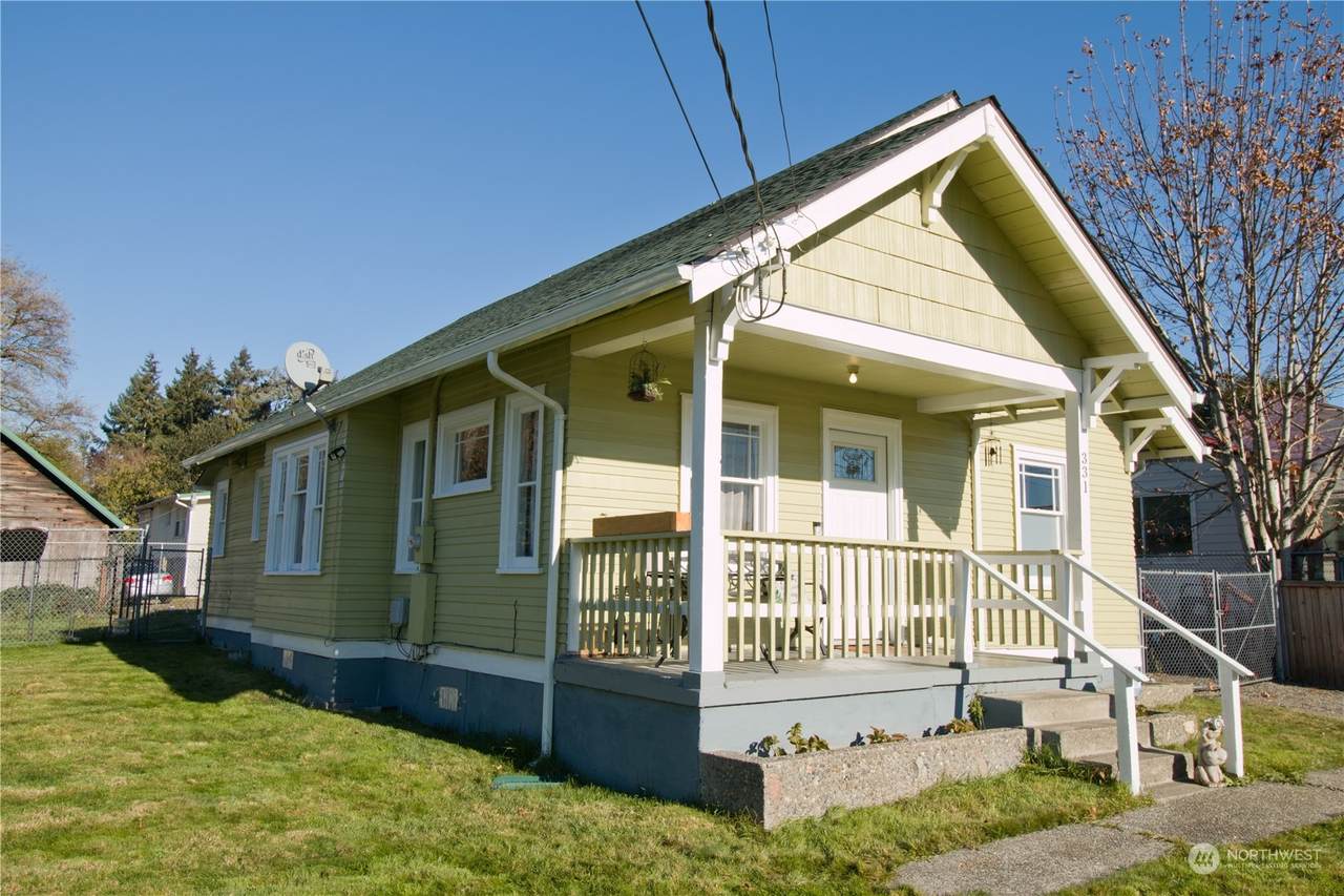 331 100th Street - Photo 1